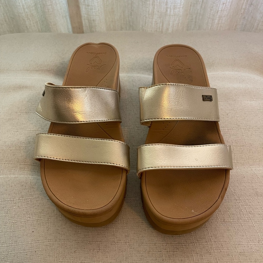 Reef Women's Gold Slide Sandals